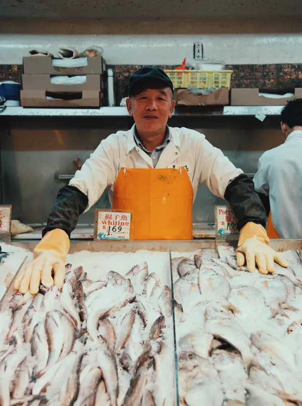 Отмена ограничений Covid-19 в Гонконге подстегнула торговлю нелегально выловленными морепродуктами