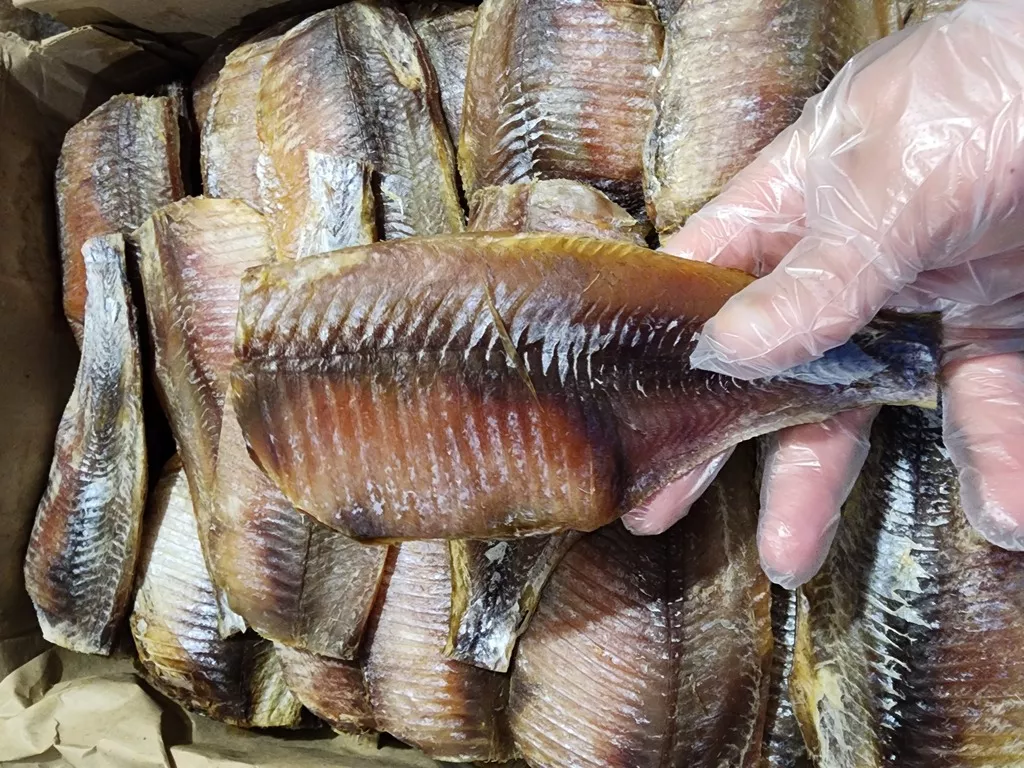 тушка леща вяленая очищенная с икрой в Астрахани и Астраханской области 5