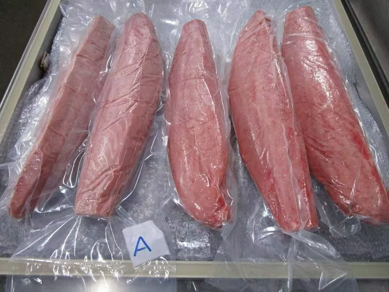 фотография продукта Тунец лойн обрезь стейк филе