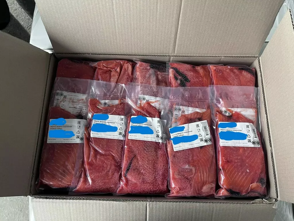 фотография продукта Обрезь форели с/м в в/у 500гр