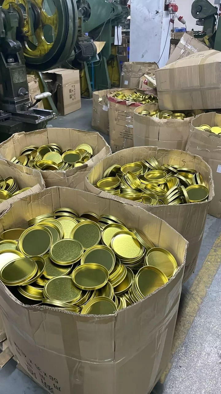 Фотография продукта Жестяная банка для черной икры